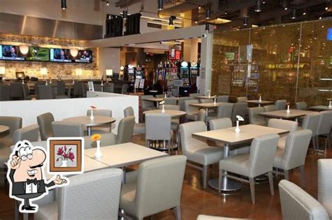 chilliwack casino restaurant.